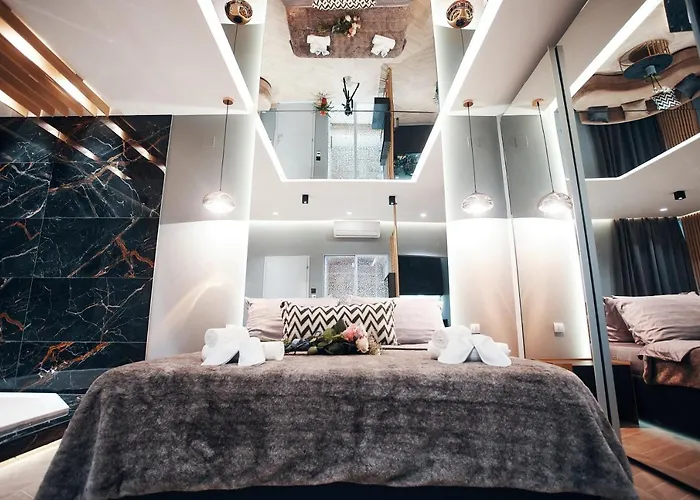 Appartement Monza Mirror *